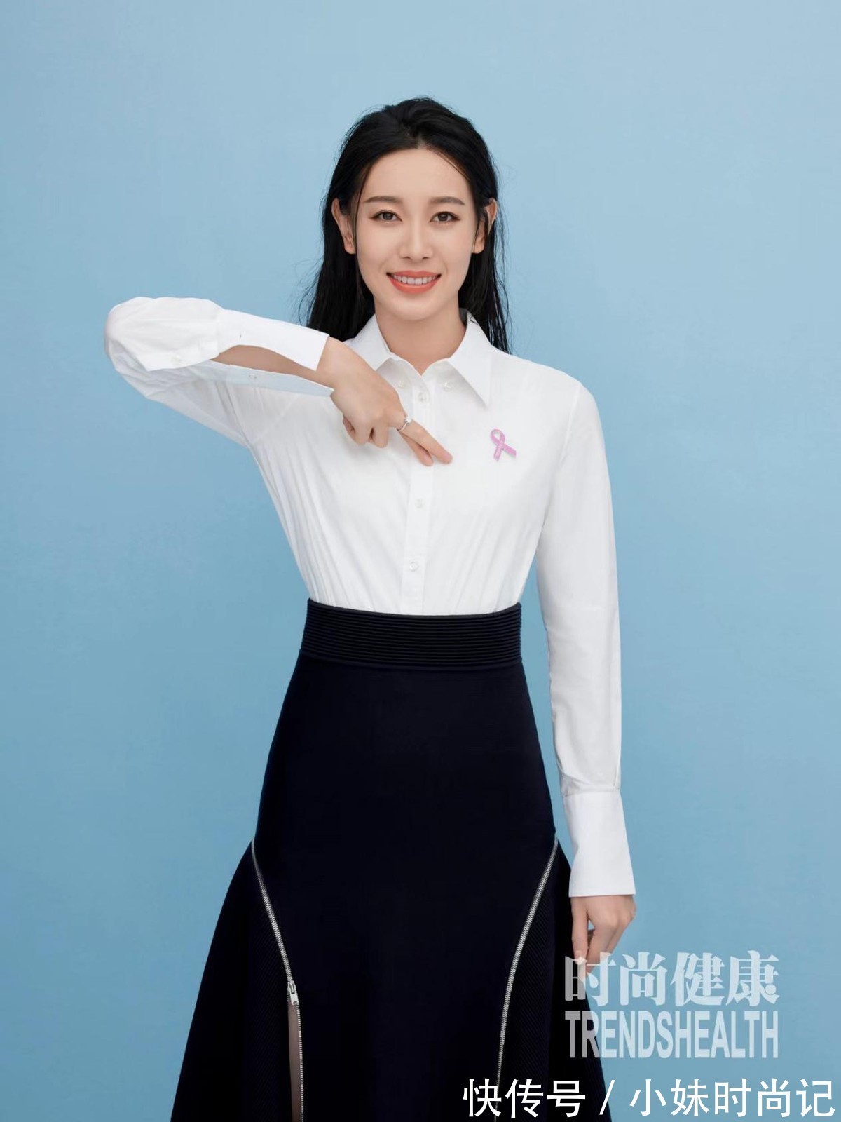 造型|孙一文“明星范”越来越明显了,颜值高气质好,这身材就是衣架子