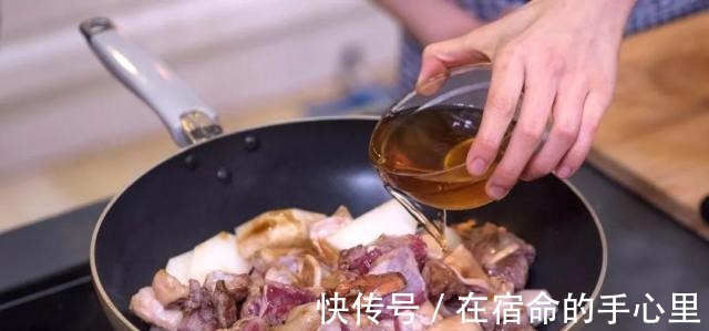 补气血不用再吃阿胶，所以给气血不足的人，推荐这几款美味的食谱！