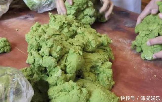 领导来家吃饭,婆婆只做一碗面条招待,端上桌领导笑开了花!