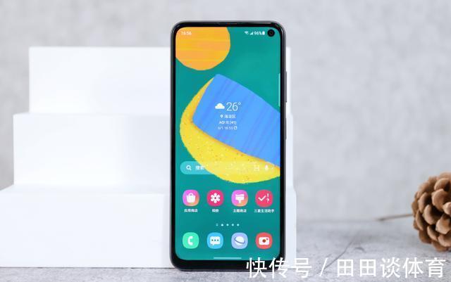 lcd|别瞧不上千元机,贵不一定好用,目前这3款手机足够使用了