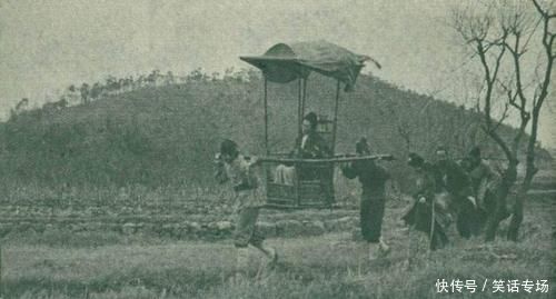 红楼梦&87《红楼梦》删去的珍贵镜头妙玉被强盗抓走,宝玉拄着拐杖讨饭