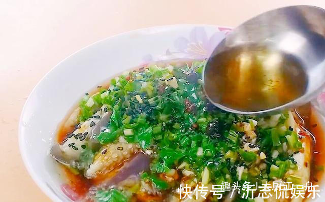 江一舟|炒茄子，直接放油就错了，多加一步，茄子鲜香不油腻！