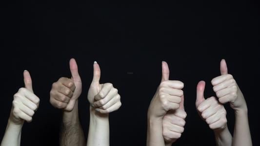 庆云#诗词:秃笔投枪抵万兵，横眉立目骨铮铮