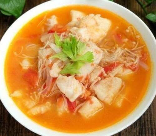 西红柿别只会炒鸡蛋,这么做一周三次吃不腻,简单好做营养足