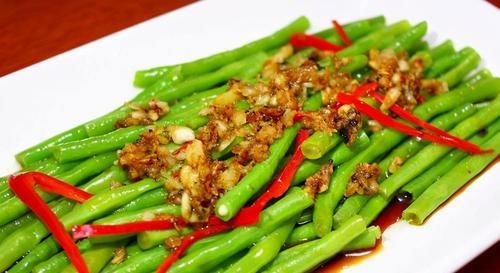  食物|女性担心自己老太快，推荐常吃3种食物，补血养颜、滋润肌肤！