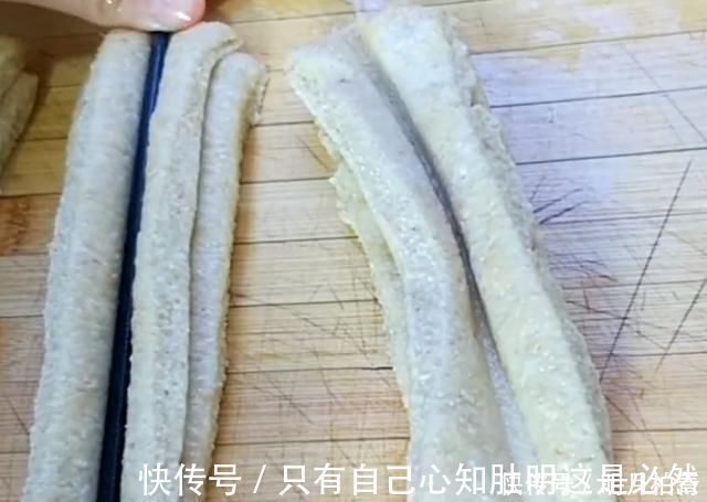 花生米|花生米里加2个鸡蛋，比红烧肉还香，我家一周吃3次，每次上桌抢光