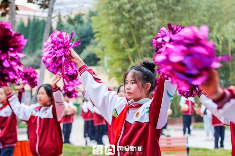 李子禾|校园歌声“天花板”！日照这个校长正为学生搭建“梦想舞台”