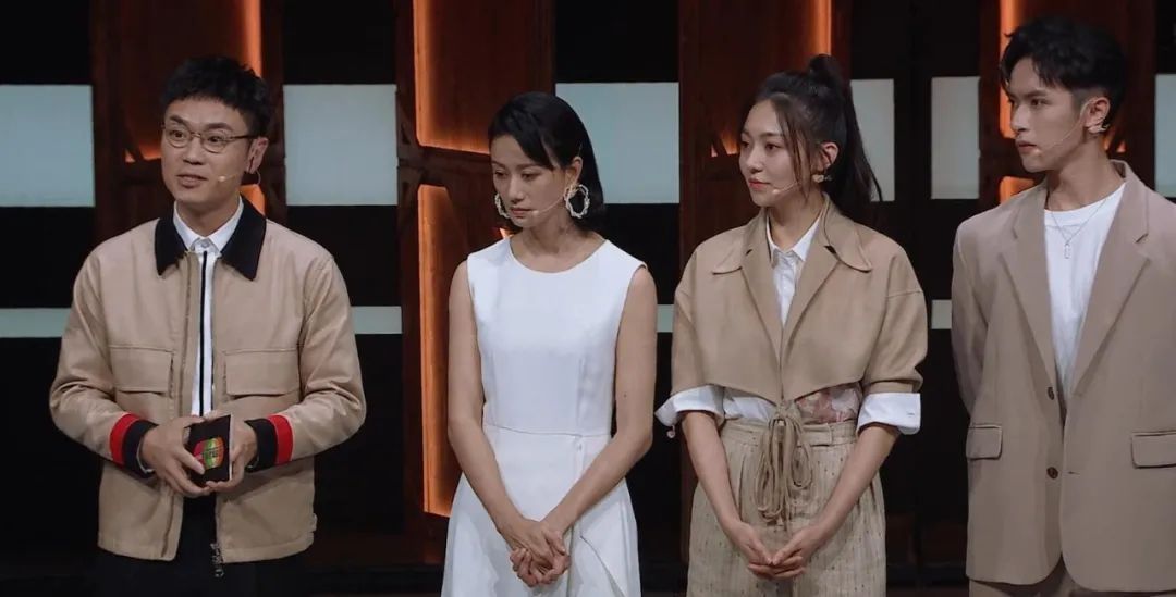演员请就位|只论执导实力，主持人大鹏跟《演员请就位》4位导演相比如何？