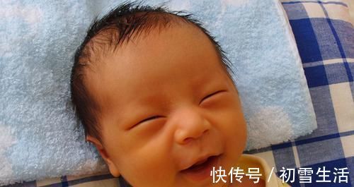 宝妈|宝宝体重增长有规律,过高过低都不好,在这个范围内才算达标