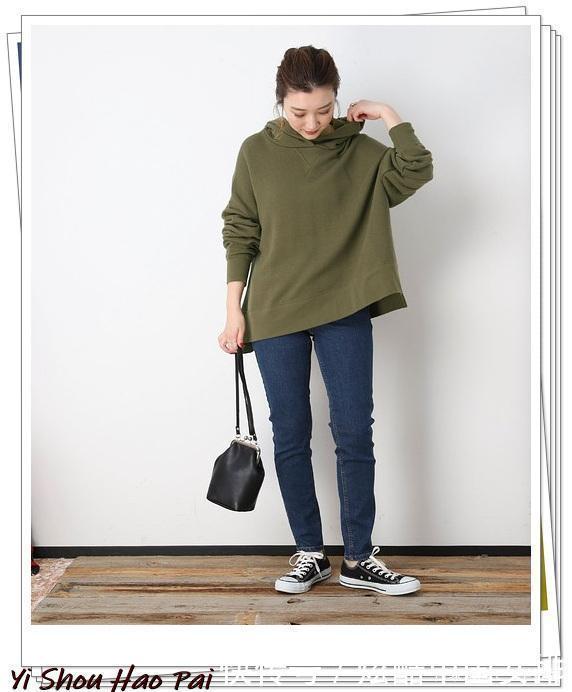 卫衣的15种秋季简单穿搭分享!把休闲的单品穿出轻熟优雅的感觉