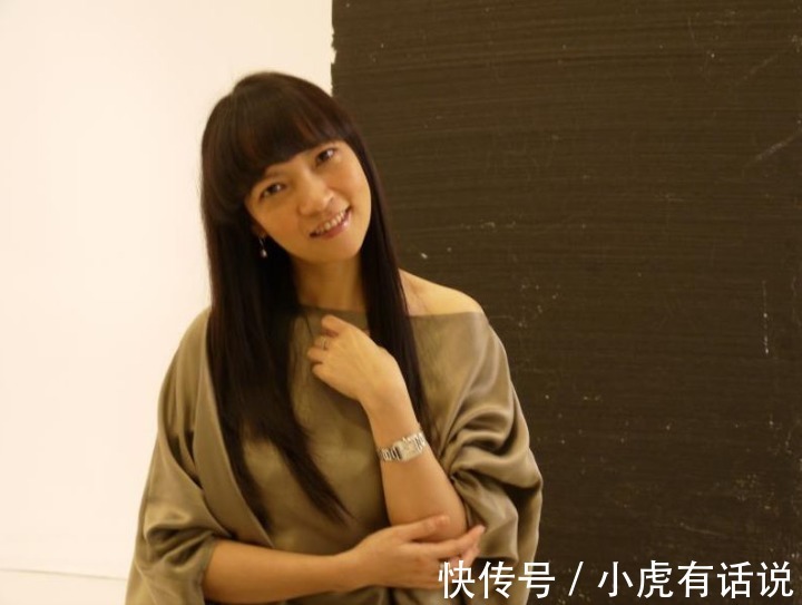 顾彬@虹影为何是争议作家?把她和严歌苓比较下,答案就出来了!