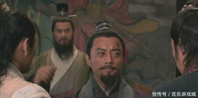 吴用|水浒传宋江第一次反对晁盖,吴用一句话,梁山再无晁盖容身之地!