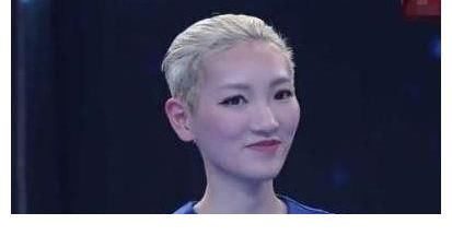 假发|《非诚勿扰》嘉宾牵手成功，女孩摘下假发后，男孩却选择了拒绝