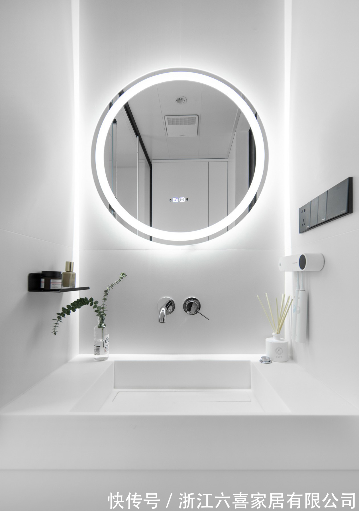 墨菲床|全隐形收纳惊艳整个小区,精细化改造的 82㎡ 精装房住着有多爽?