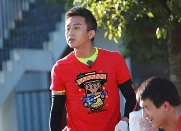 黄渤|原来他才是跑男队长的初定人选拒绝跑男后去参加极挑，意外成就了邓超