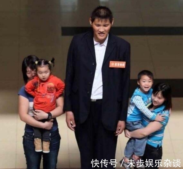 篮球|身高2米46,号称姚明接班人!中国第一巨人赵亮为何没打CBA?