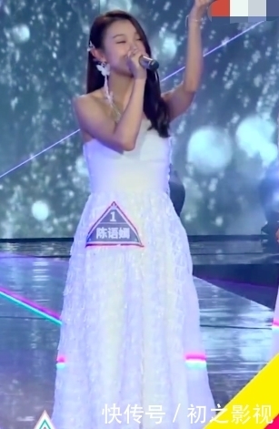舞娘|杨超越孟美岐同届选手再就业,成迪士尼公园舞娘,落差巨大惹唏嘘