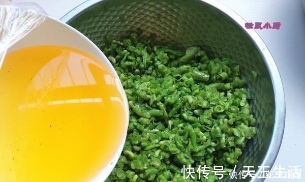 不要总是把这种调味料放在饺子馅里，很多人用错了