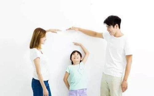 特征|孩子以后会不会长高,身上3个特征暗示很明显,不用等到娃长大