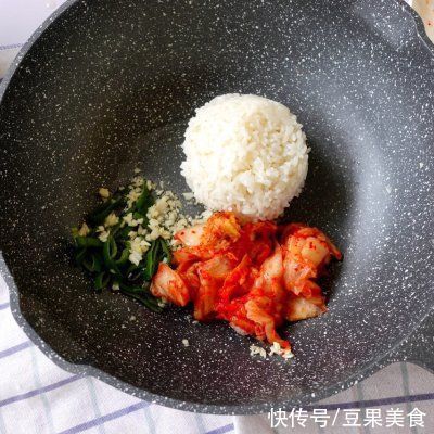 好吃到飞起的风靡韩国的，汉拿山炒饭，这样做0失败