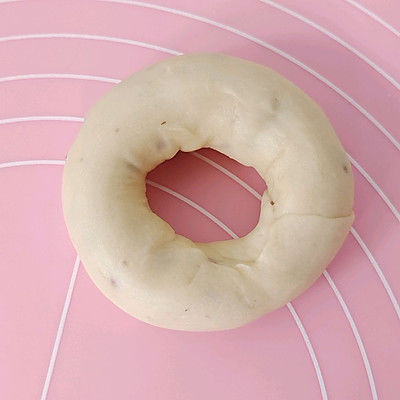 甜甜圈酥皮面包