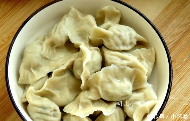 春天它是宝,用来包饺子,减肥祛火养容颜,皮薄馅大不腻口,好吃