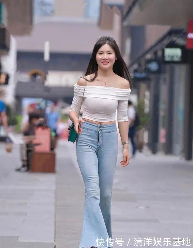 曲线|百搭的连衣裙,彰显女性美丽曲线,又甜又酷