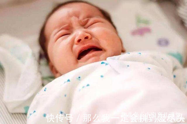 是真的吗|宝宝身体出现4个信号,说明已经开始认识妈妈了,看你家宝宝中没