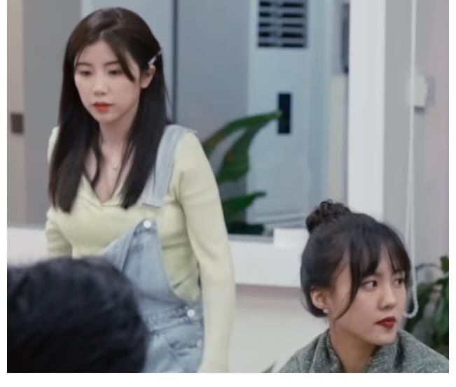 《半熟恋人》童瑶看上王能能,却意外暴露人品!罗拉的反击太精彩