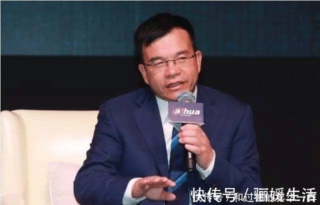 录像机|夫妻俩果断卖掉名下5套房产，拿到钱去创业，而如今身价超百亿