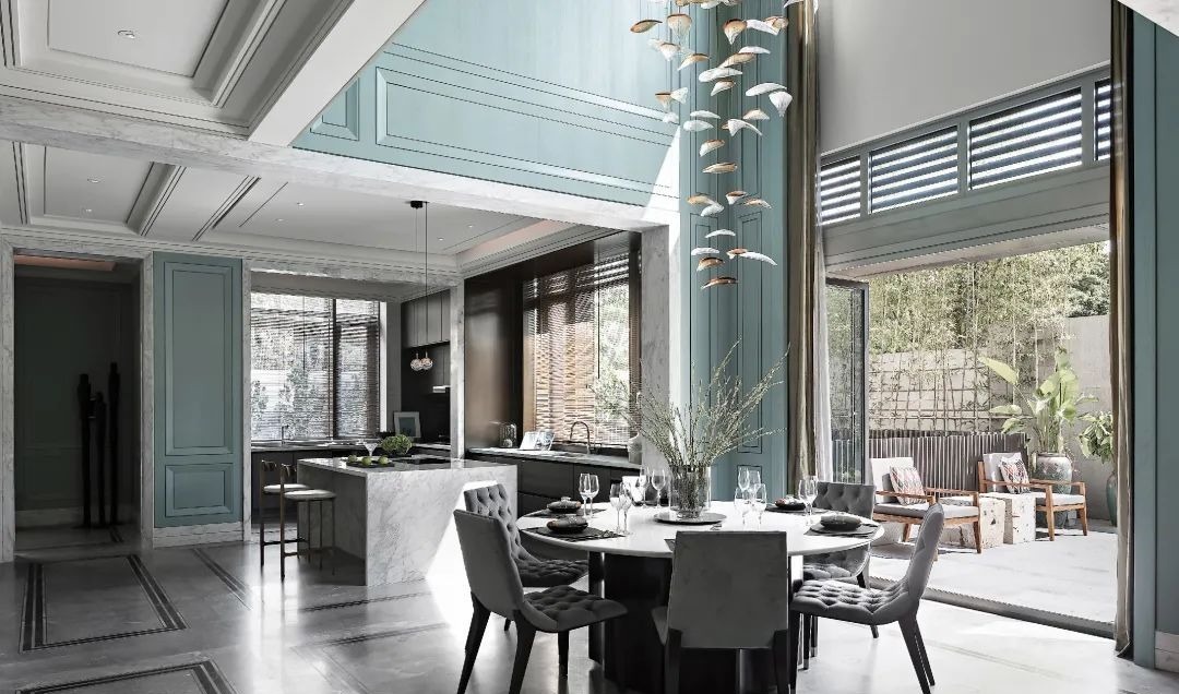 布置|900㎡现代轻奢,蓝绿色墙面+端庄软装,诗意档次!豪宅有人看吗?