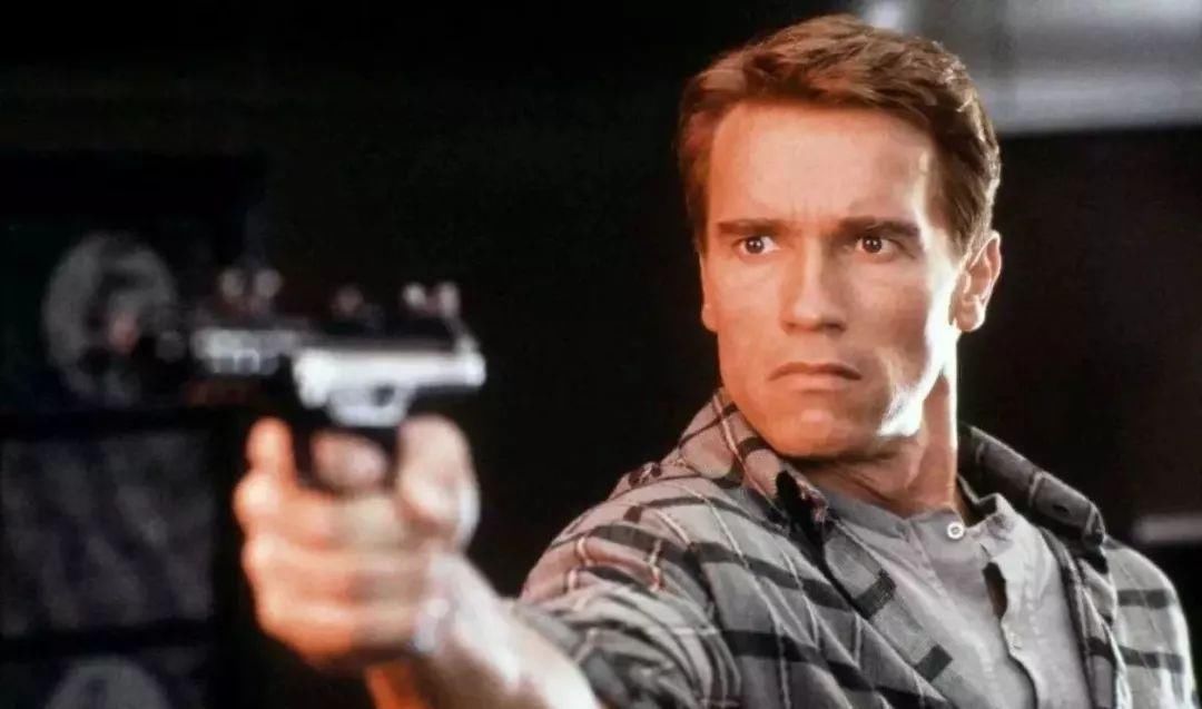 两个儿子|守灵小伙看到女尸太漂亮,一时没忍住竟欺负了她,女尸活了