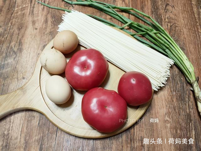 早餐,给孩子煮这碗面,汤浓蛋滑味道鲜,十分钟出锅,真香!