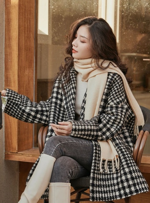 长筒靴|冬天穿“小白靴”更惊艳,显瘦耐看还减龄,配大衣美极了!