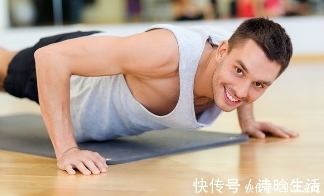 做俯卧撑|俯卧撑个数,或决定你的健康状况,你一次性能做几个,不妨自测下
