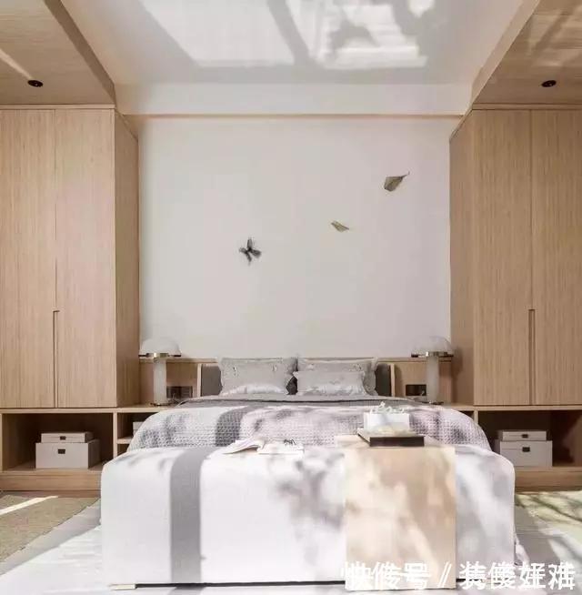 床尾|现在床头墙流行这样设计，连床头柜不用买了，实用不止一点点