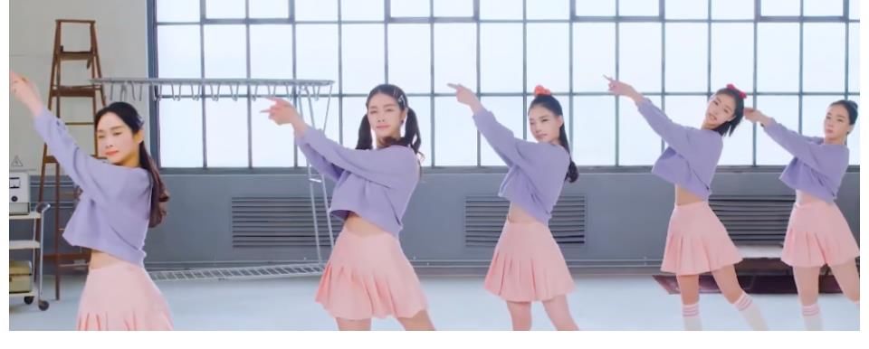 韩国推出AI女团,单曲播放量破67万,真偶像要逐渐失业了?
