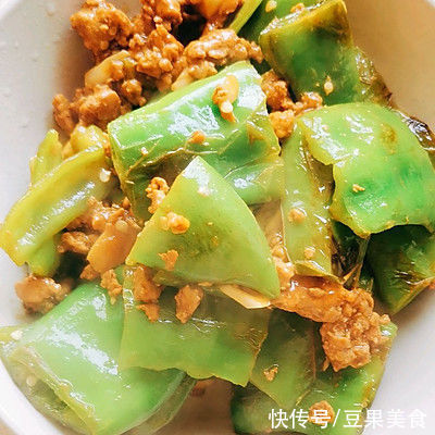 青椒|虎年大吉！下饭极品！肉末虎皮椒