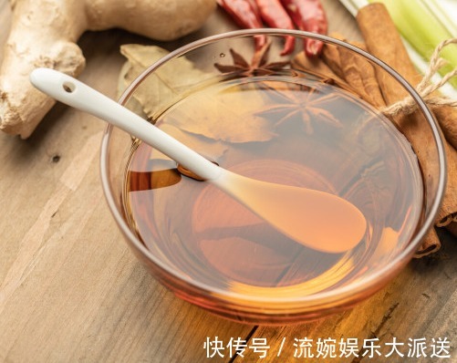 小张|3种调料,正在“悄悄”偷走孩子身高,孩子常吃,发育迟缓长得矮