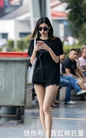 时尚|街拍:时尚靓丽的穿搭,秀出时尚优美身姿,彰显优雅青春与活力
