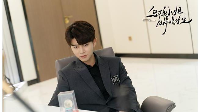 顾川 《乌鸦小姐》收官,任嘉伦告别文案被吐槽不走心,真的是这样吗?