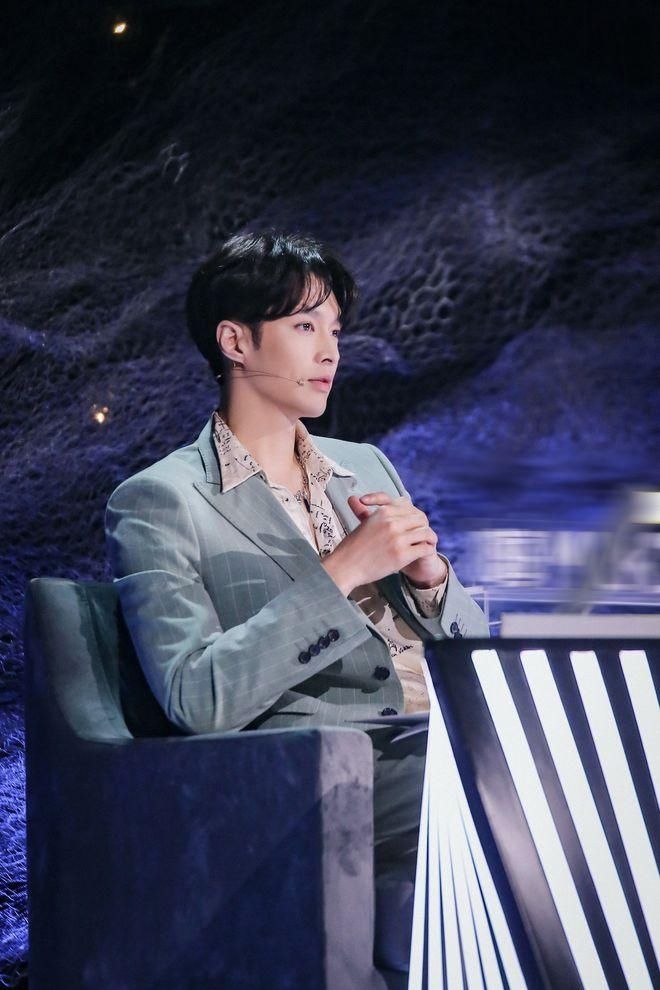  麻辣|张艺兴《舞蹈风暴》标准严格被称“麻辣鉴证官”