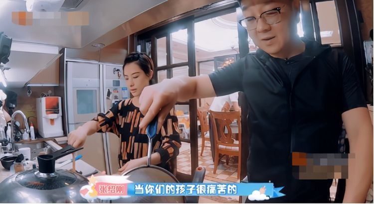 体操冠军刘璇“铁血育儿”,儿子4岁仍不让吃盐,专家:很正确