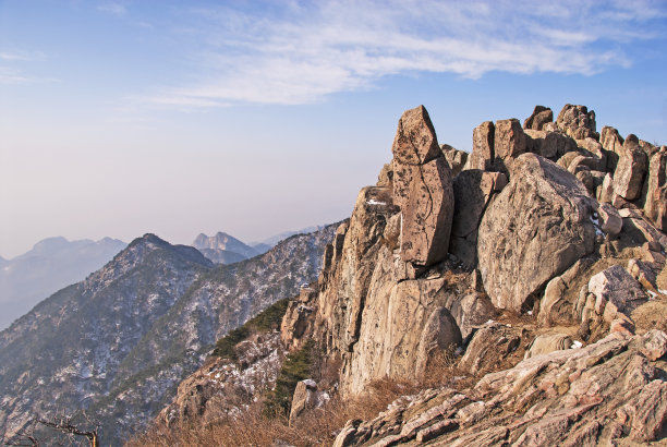 四大家族|去旅游还花钱去景点？这5个旅行地，随便走走就能大开眼界