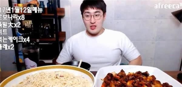 真的|网红吃播真的狂吃不会胖?看看几年后的他们,想做吃播的别做梦了