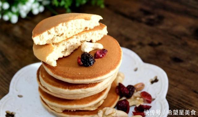 简单|自制全麦松饼做法简单,没有添加剂营养更健康,孩子爱吃妈妈常做