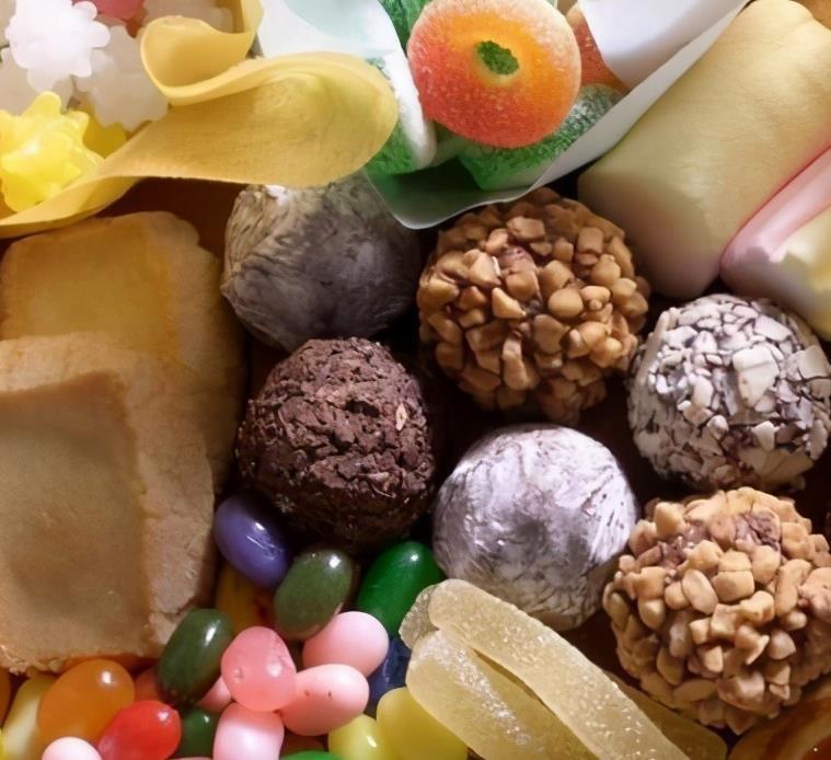 汉堡|吃一次相当于10块橡皮擦,父母竟还不知情,难怪孩子发育缓慢个矮