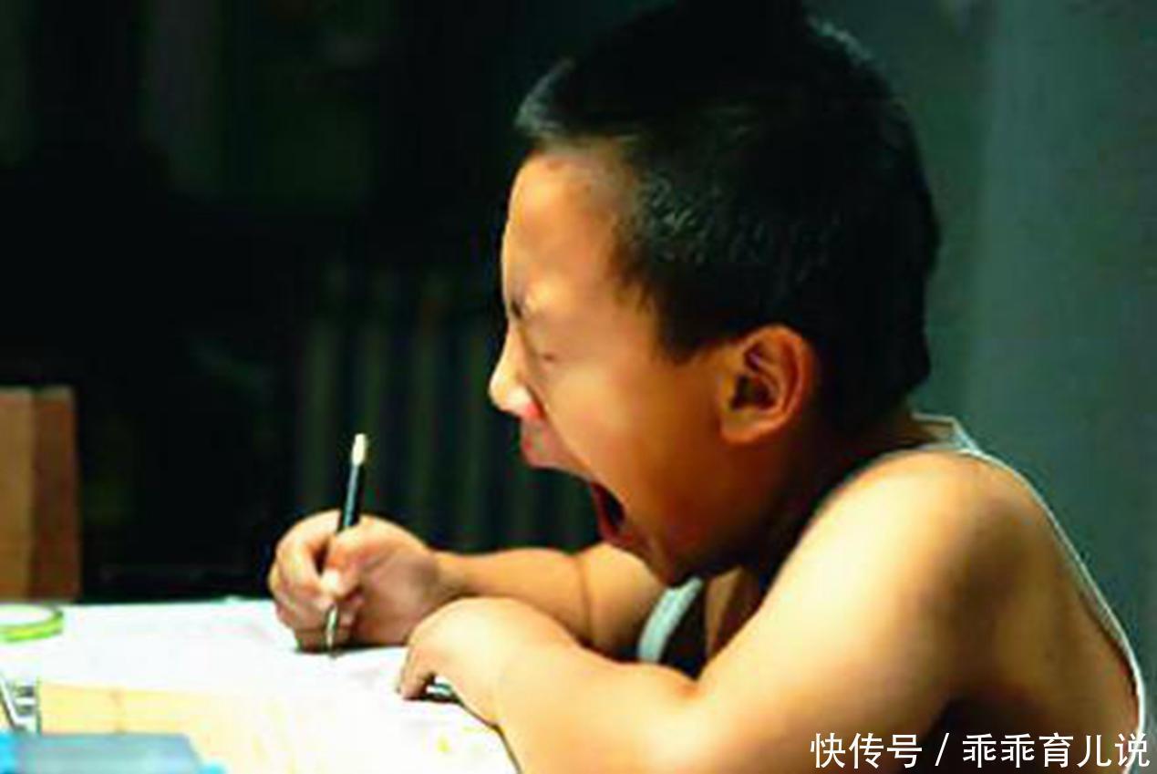 孩子大脑|科学证实:六种“坏习惯”是孩子变笨的潜在因素,不少家长默许了