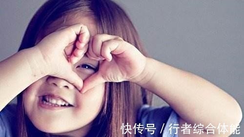 唇线|女孩脸上有这5种“美人线”,小时候长得丑也不怕,长大就好了!