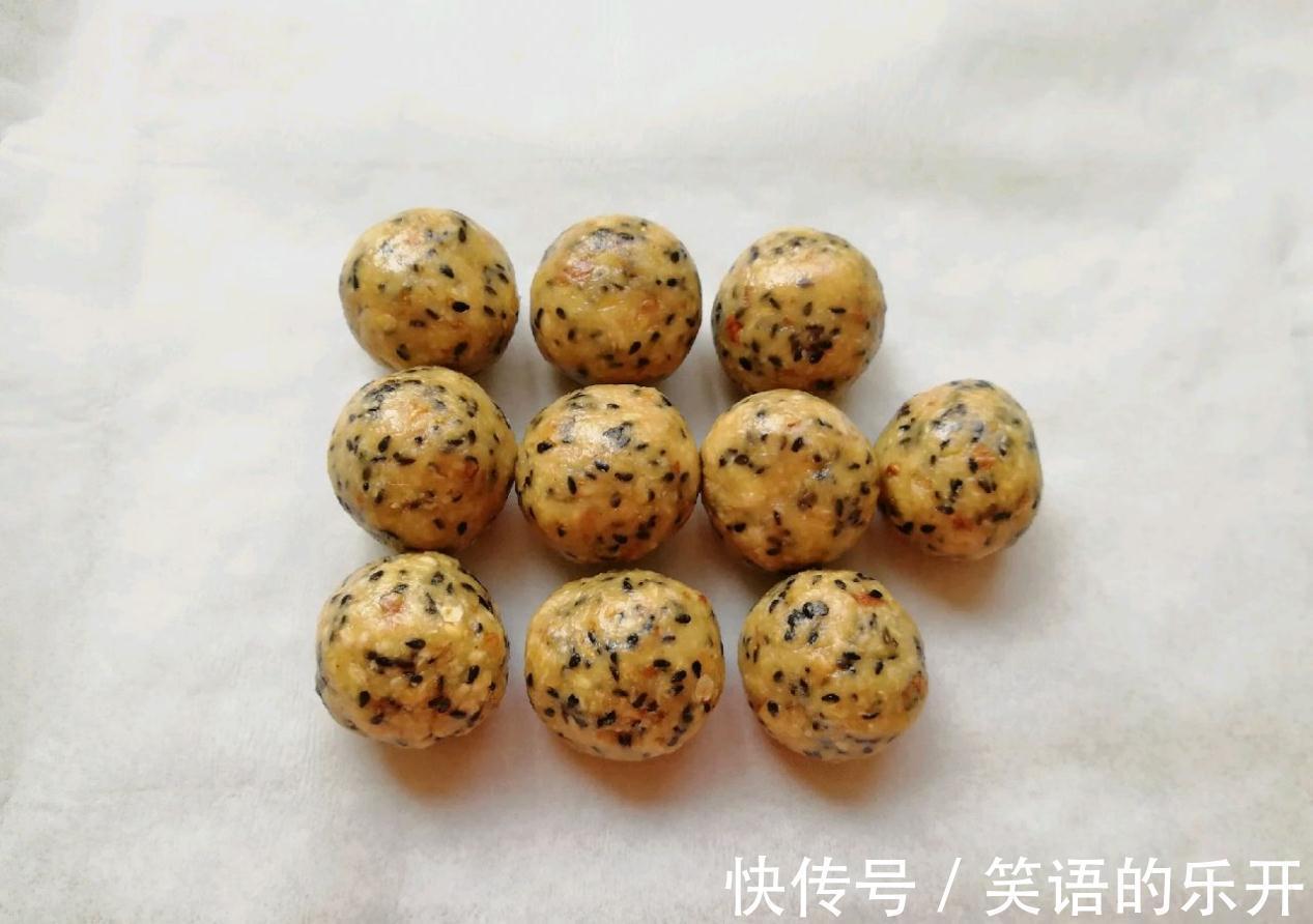 自制麦片芝麻核桃酥，低油低糖更健康，做零食也很不错